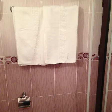 семеен катерини Синеморец