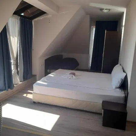 семеен катерини Hotel Sinemoretz