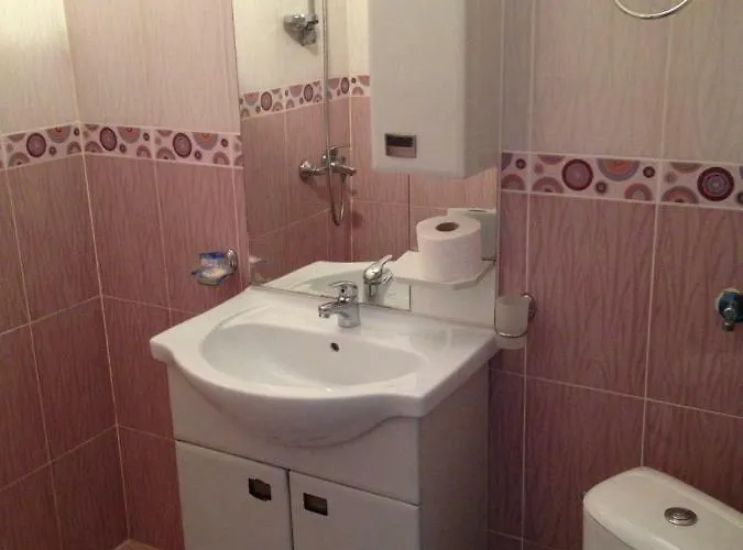 семеен катерини Hotel Sinemoretz